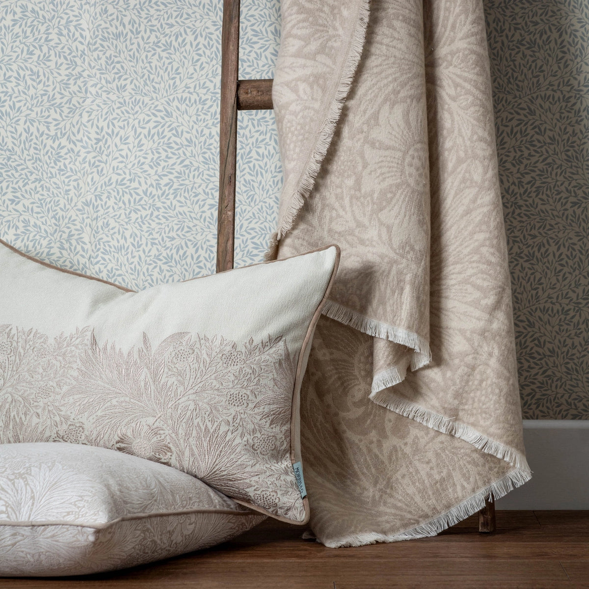 Jacquard Throw Stone - Ivory