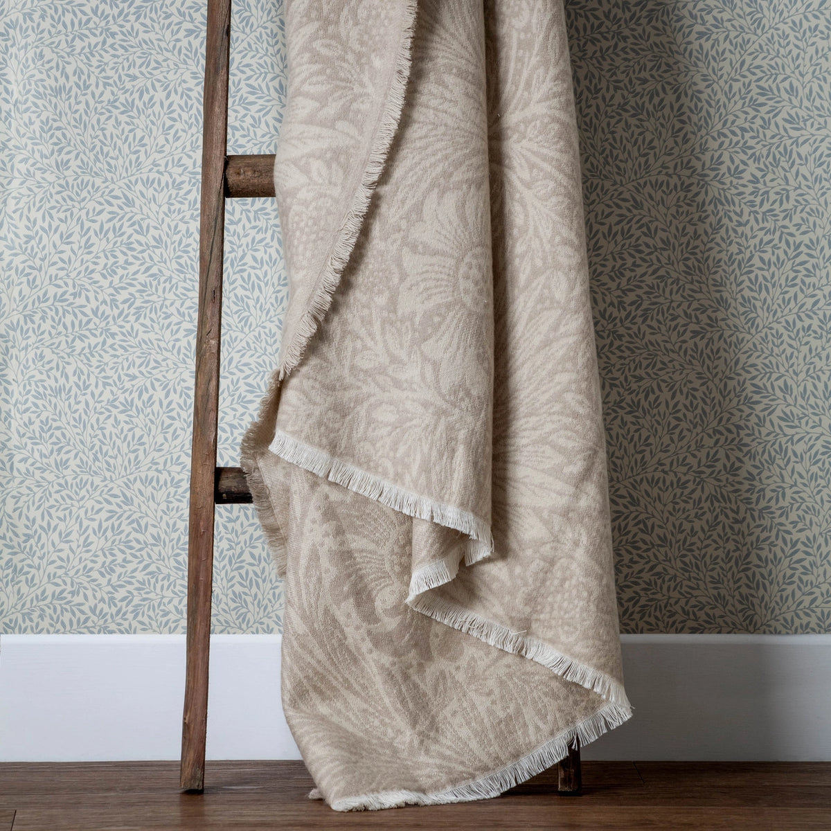 Jacquard Throw Stone - Ivory