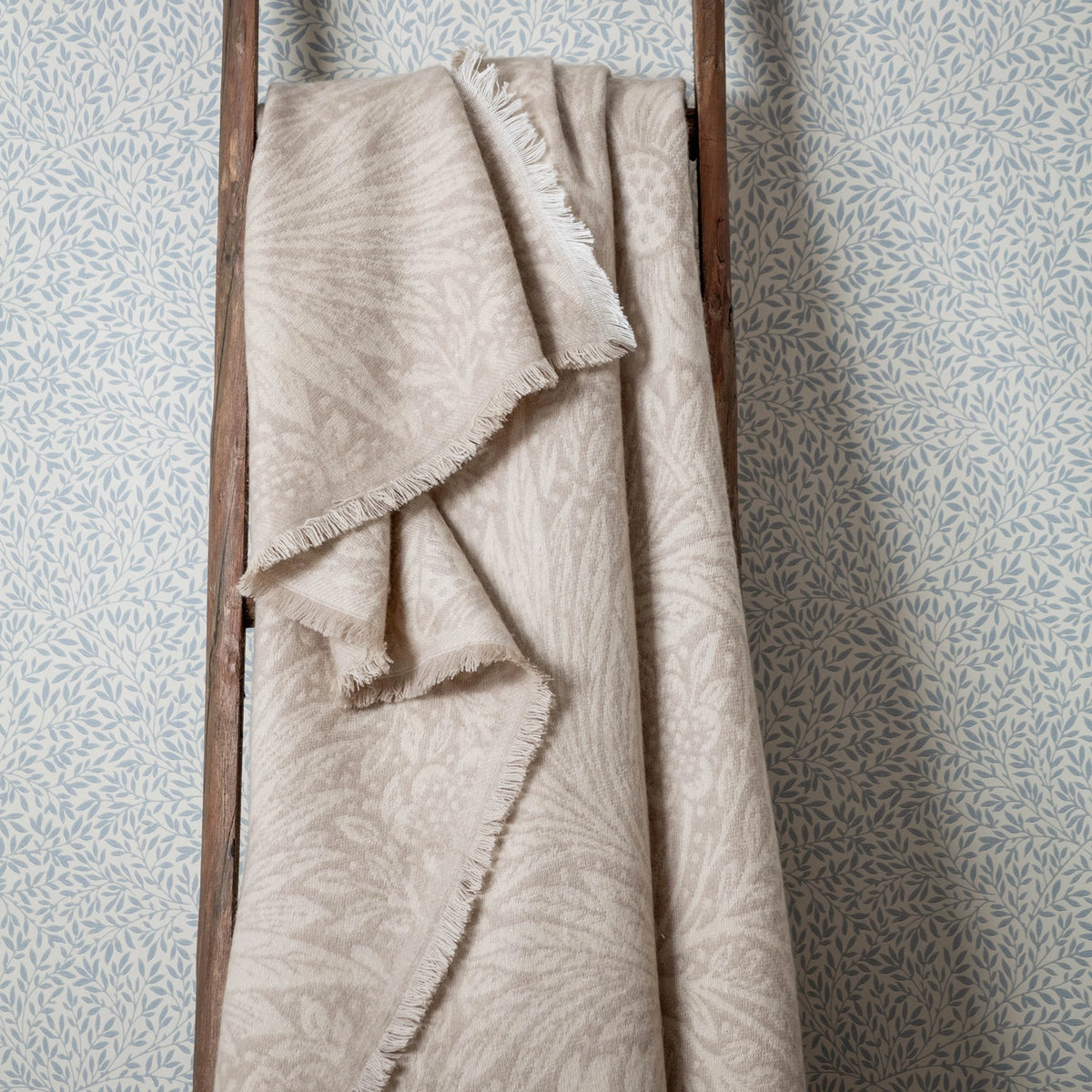 Jacquard Throw Stone - Ivory