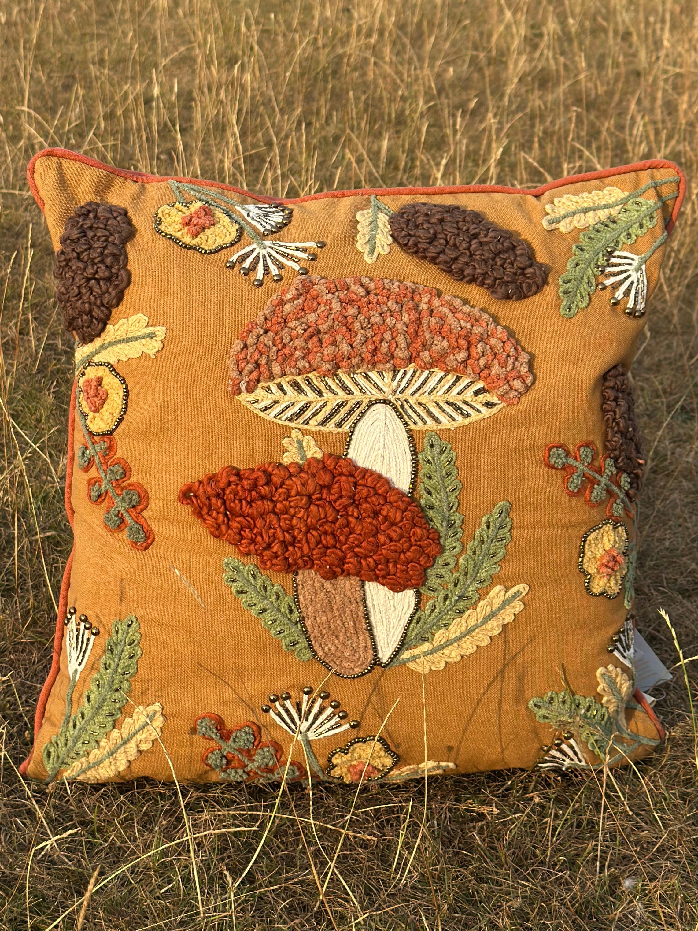 Mushroom cushion